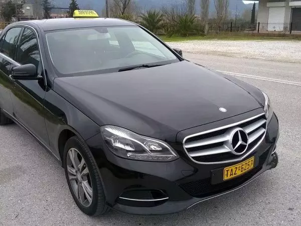 Ταξι Ολυμπίσιος Δημητριος