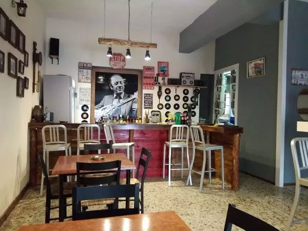 Ψητοπωλείο Ρακί Μεζέ